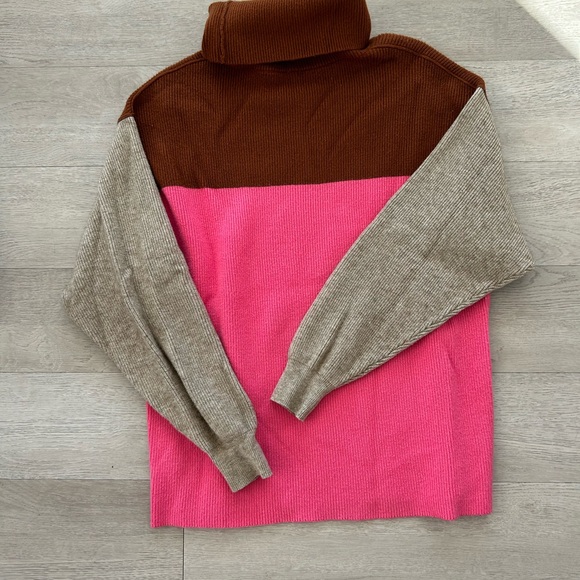 Free people women’s color block sweater size small - Picture 2 of 4